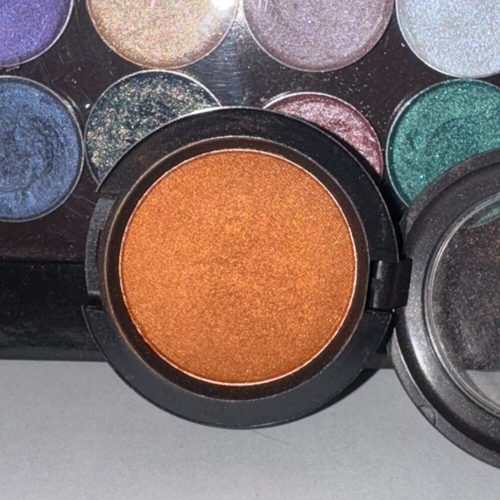 MAC PAPARAZZ-SHE EYESHADOW